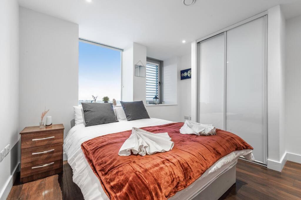 New Apartment 20 Mins From Waterloo London Bp36 المظهر الخارجي الصورة